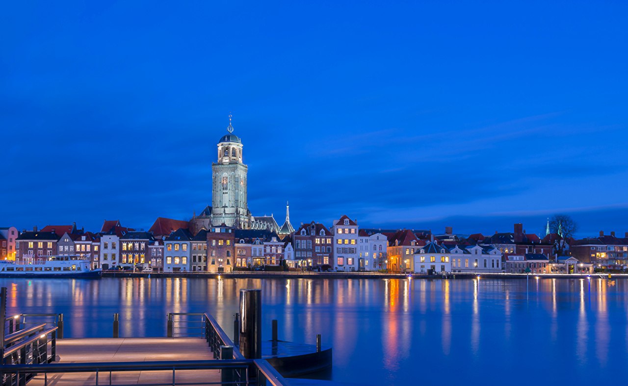 DEVENTER - De Slaapfabriek